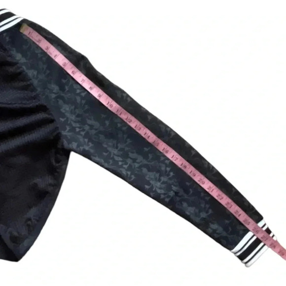 FABLETICS Tia Bomber Jacket Size M Black Neoprene Floral Print Pockets M… - Picture 8 of 11